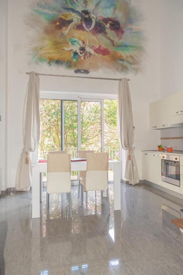 Palazzo Leo Suite And Apartment Lecce Buitenkant foto